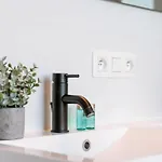아파트 Spacious With Beautiful Terrace In 헨트