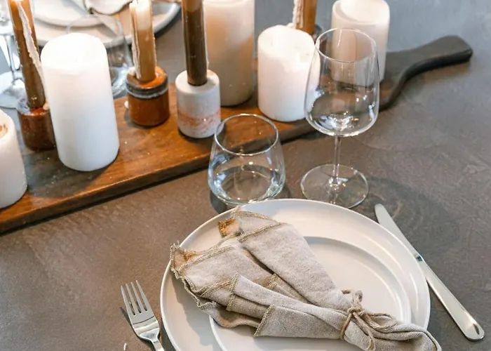 Huswell - Spacious With Beautiful Terrace In