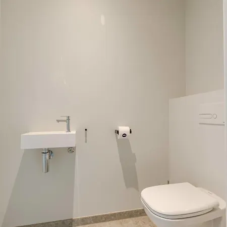 Spacious With Beautiful Terrace In Apartment Gent